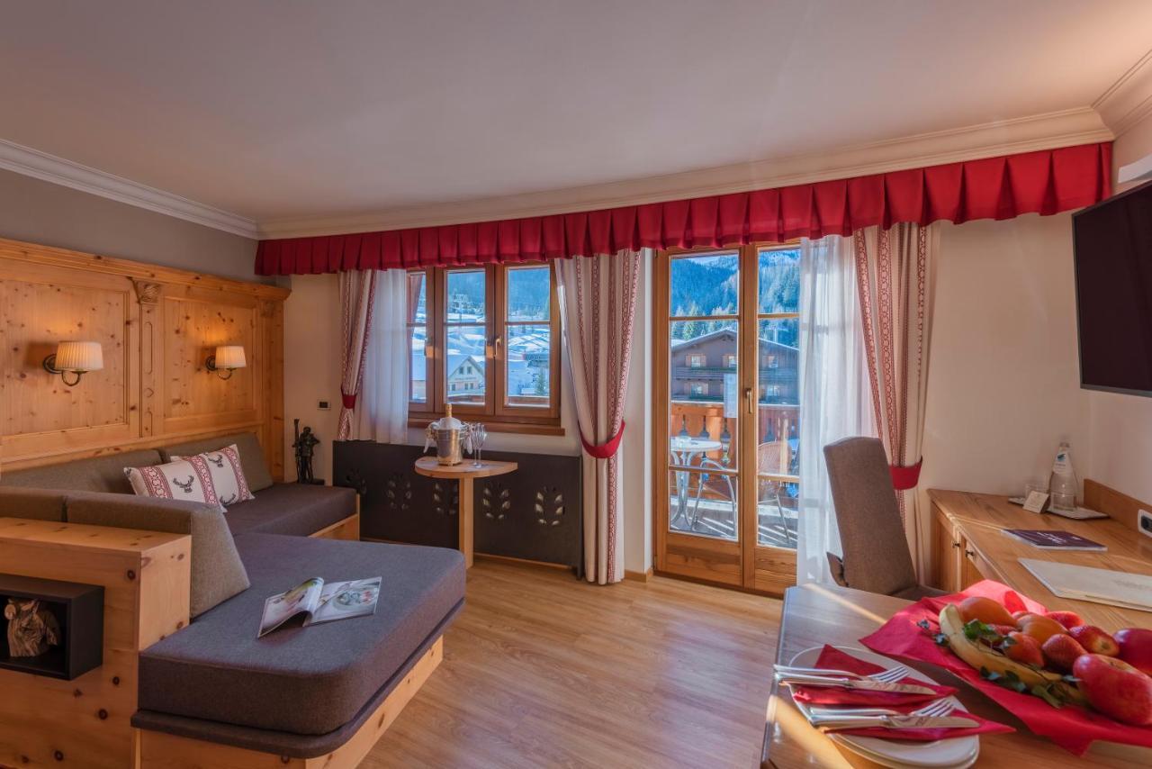 Posta Zirm Hotel Corvara In Badia Exterior photo