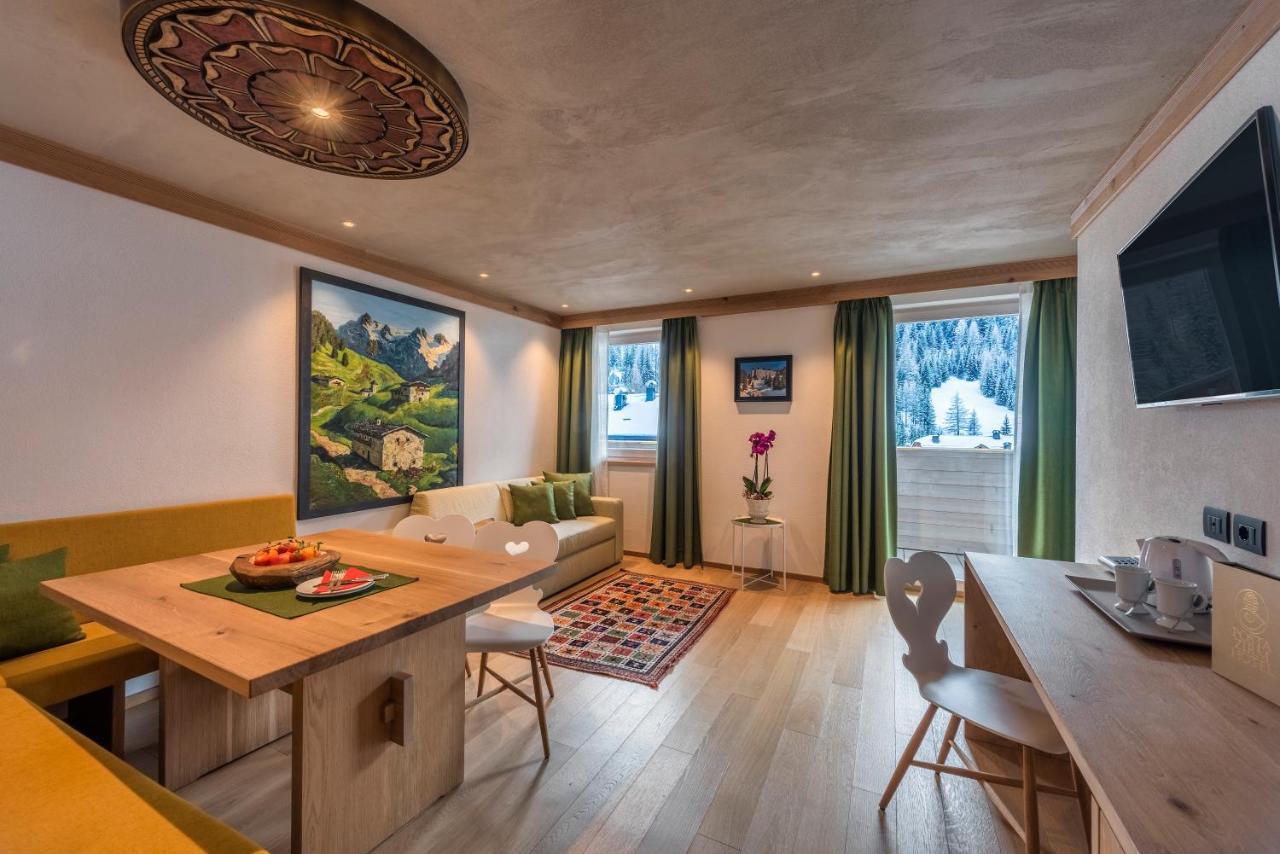 Posta Zirm Hotel Corvara In Badia Exterior photo