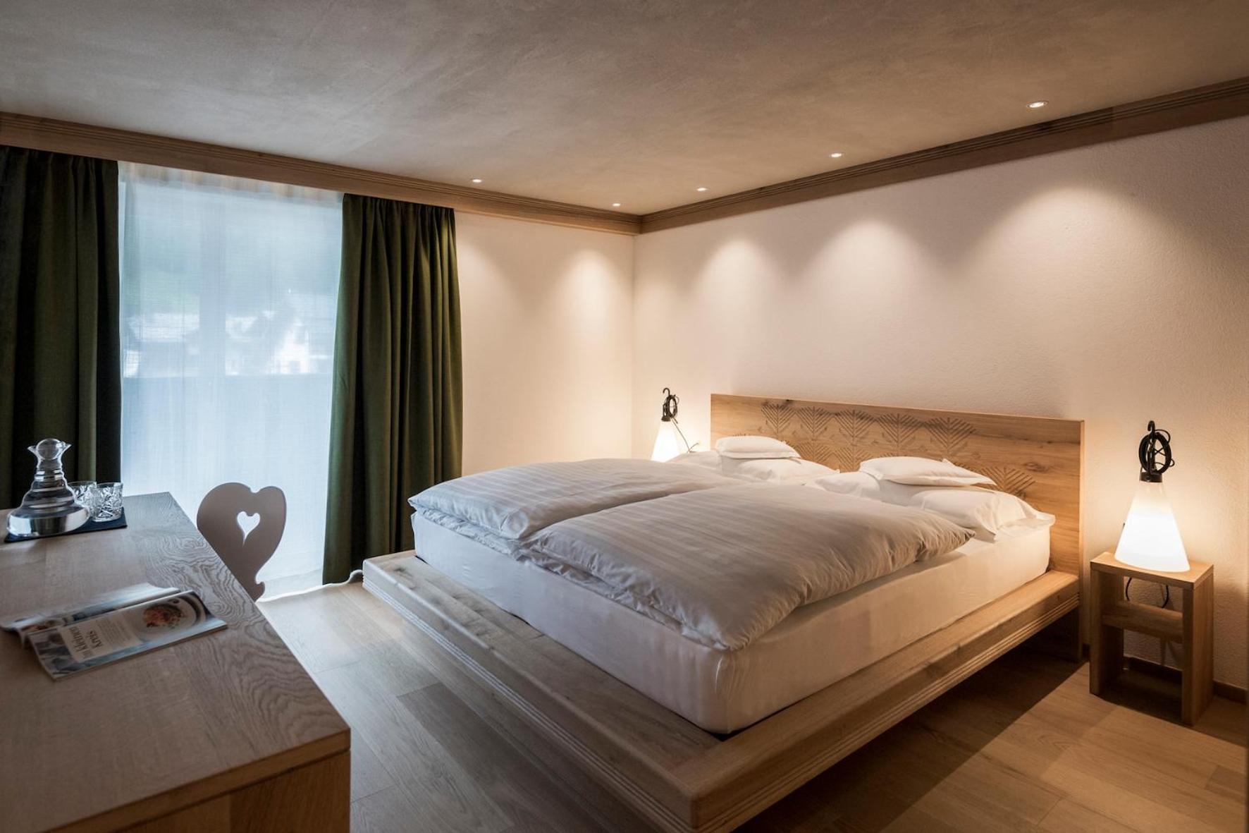 Posta Zirm Hotel Corvara In Badia Exterior photo
