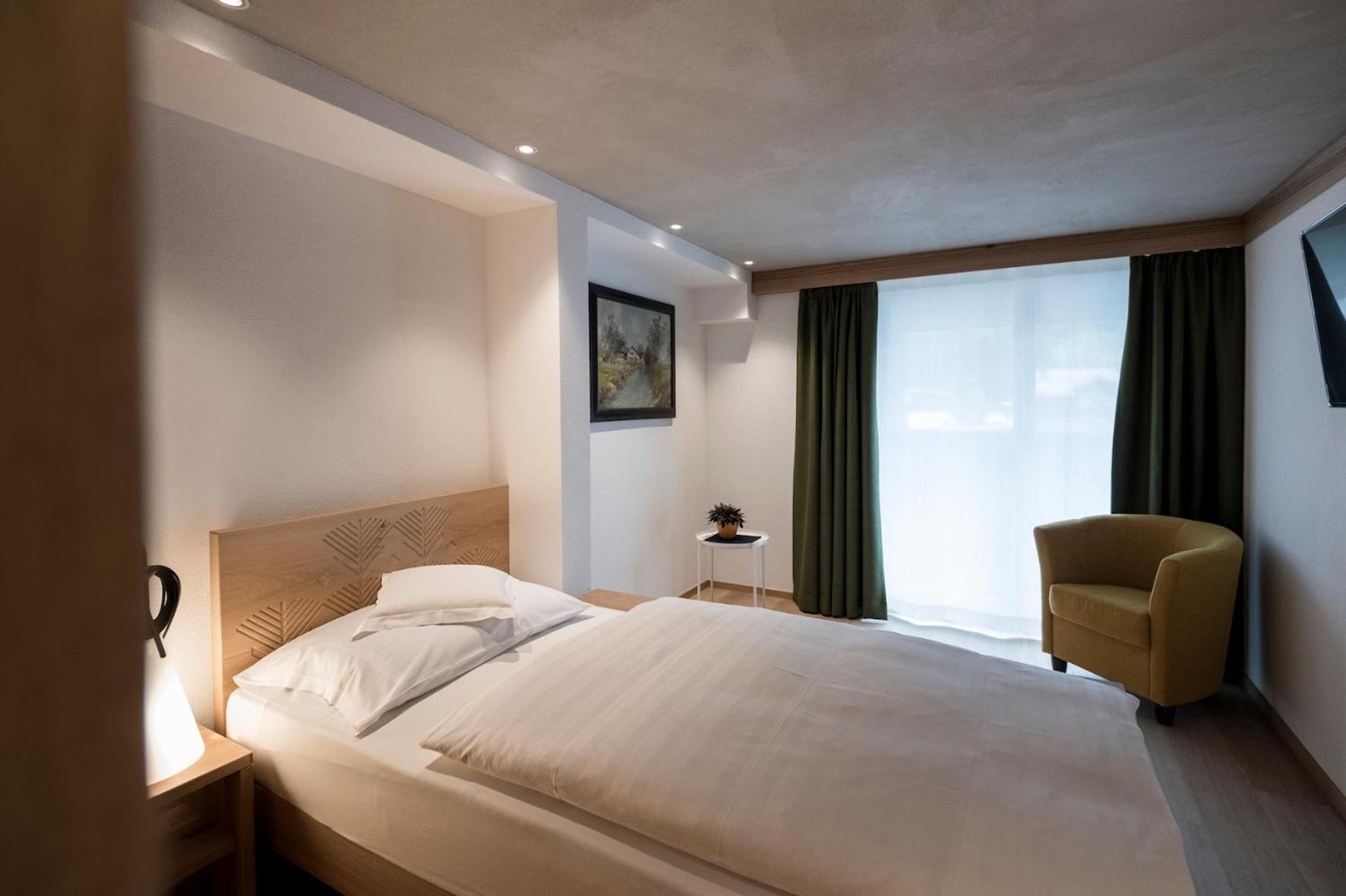 Posta Zirm Hotel Corvara In Badia Exterior photo