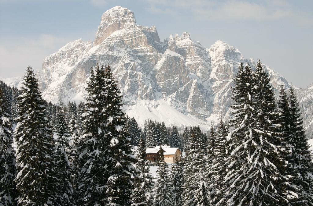 Posta Zirm Hotel Corvara In Badia Exterior photo